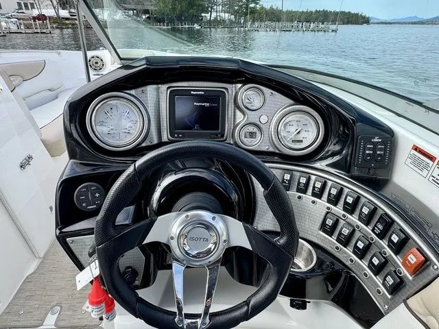 Slide: The Image of Rinker 276 Captiva 2015 - 24