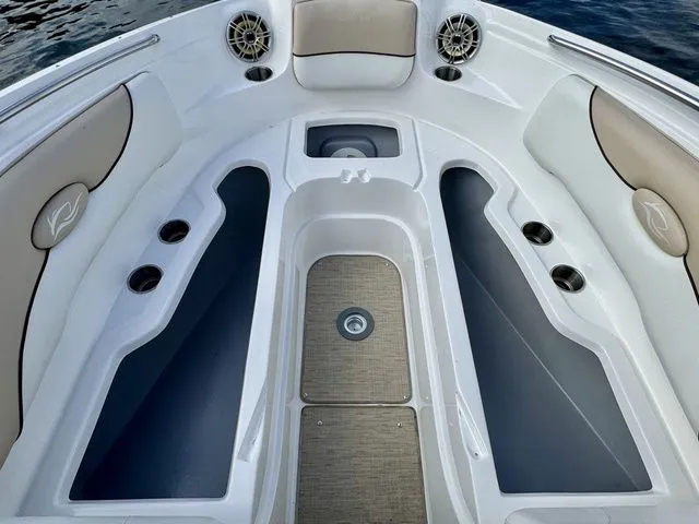 Slide: The Image of Rinker 276 Captiva 2015 - 36