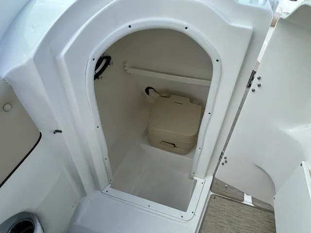 Slide: The Image of Rinker 276 Captiva 2015 - 39