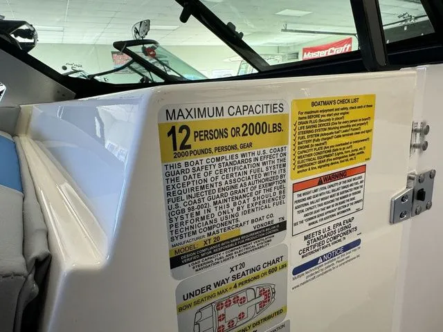 Slide: The Image of MasterCraft XT20 2024 - 24