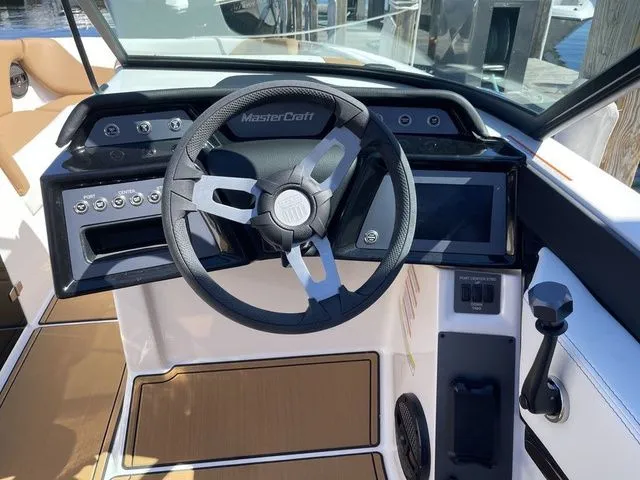 Slide: The Image of MasterCraft NXT24 2024 - 5