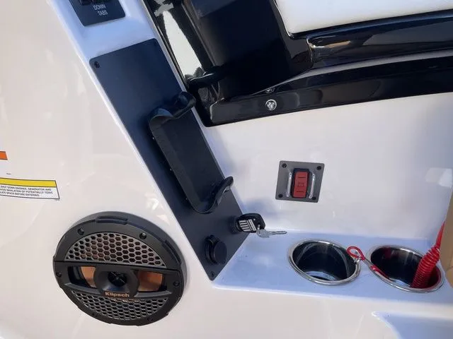 Slide: The Image of MasterCraft NXT24 2024 - 6