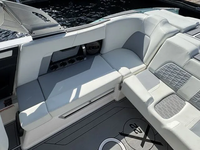 Slide: The Image of MasterCraft X22 2024 - 9