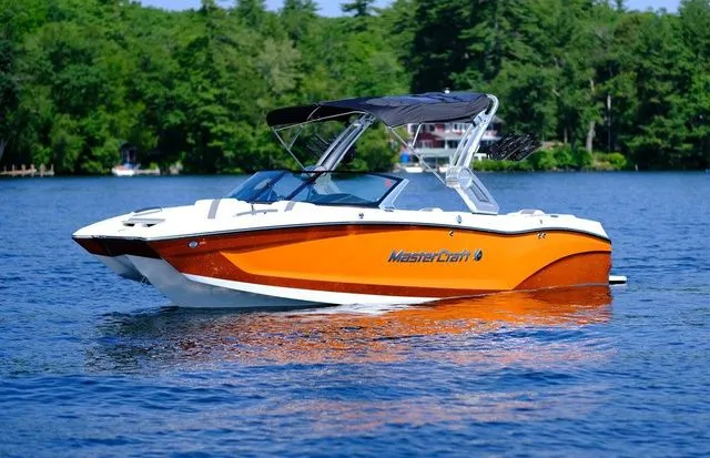 Slide: The Image of MasterCraft X22 2023 - 6