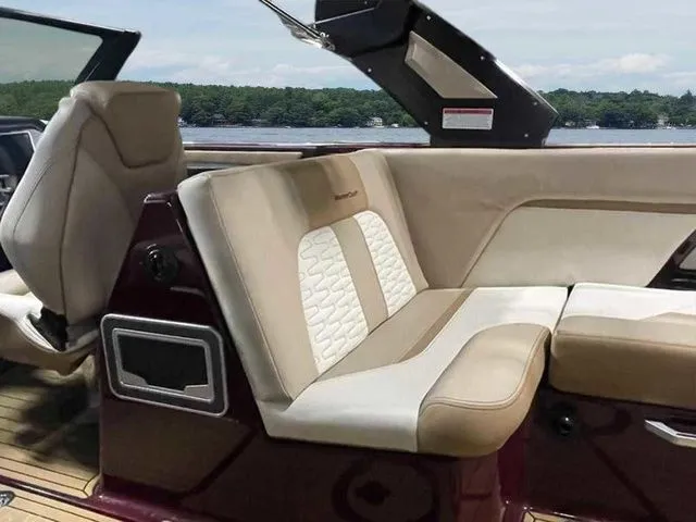 Slide: The Image of MasterCraft X26 2024 - 25