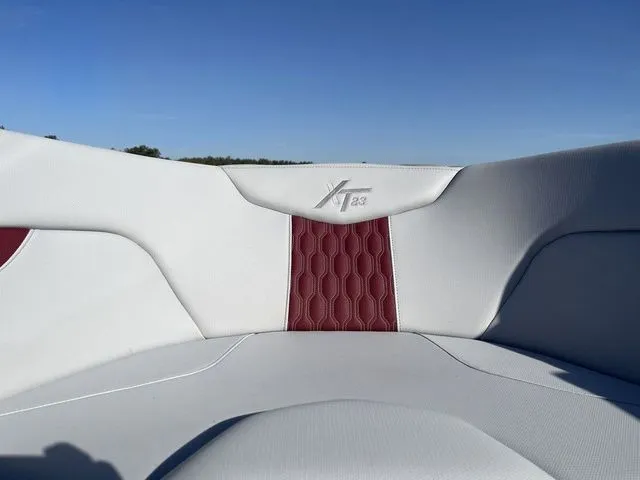 Slide: The Image of MasterCraft XT23 2023 - 14