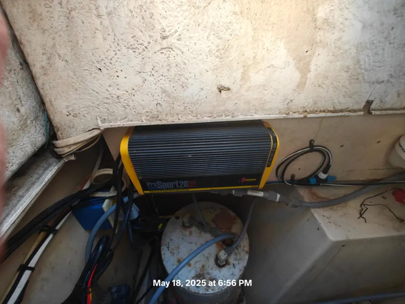 Slide: The Image of Hunter 31 1984 - 11