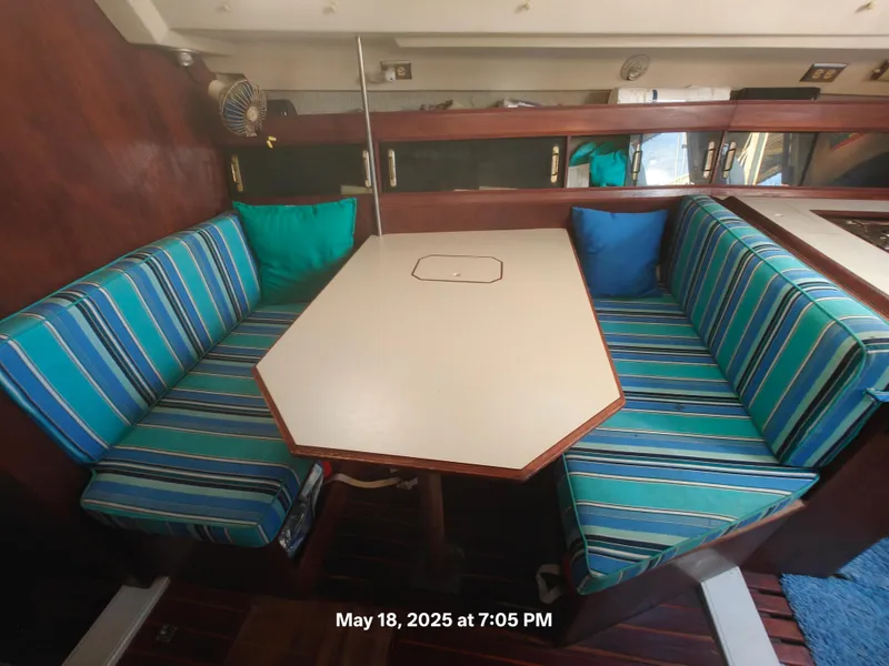 Slide: The Image of Hunter 31 1984 - 13