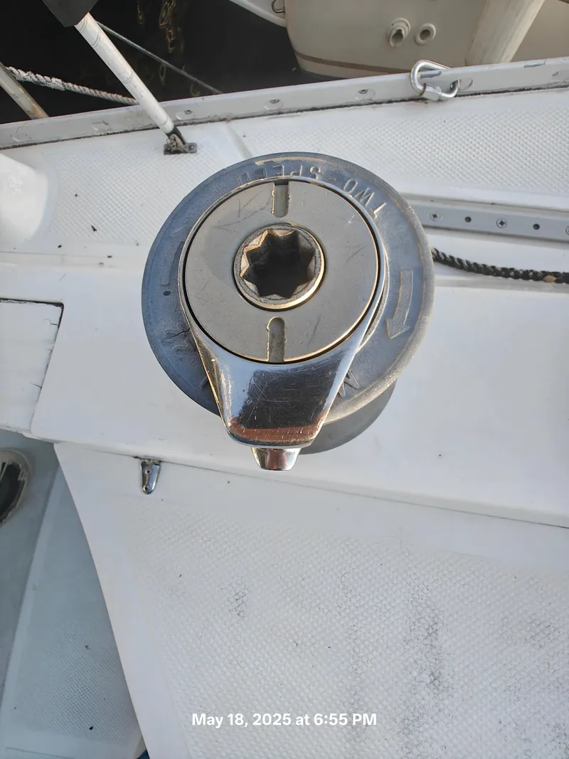 Slide: The Image of Hunter 31 1984 - 5