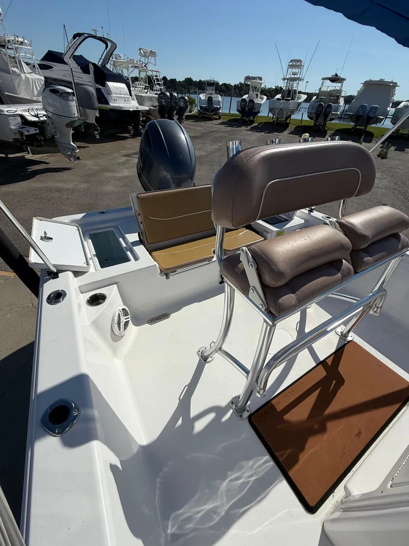 Slide: The Image of Sportsman Masters 207 Bay Boat 2015 - 14