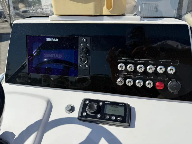 Slide: The Image of Sportsman Masters 207 Bay Boat 2015 - 5