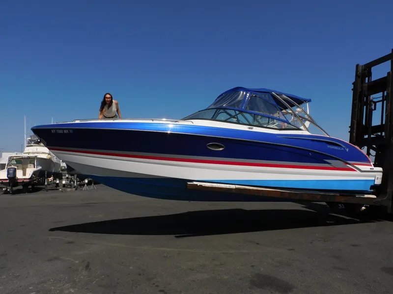 Slide: The Image of Formula Bowrider 310 2012 - 12