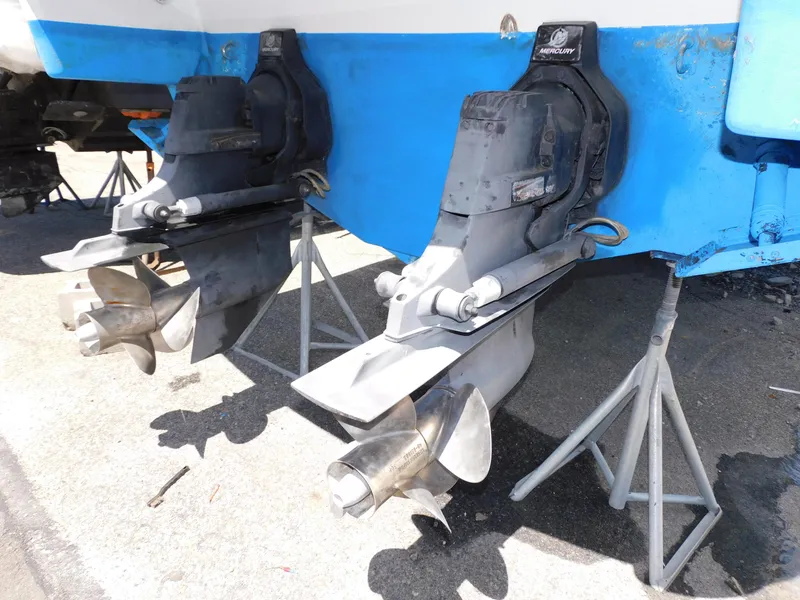 Slide: The Image of Formula Bowrider 310 2012 - 16