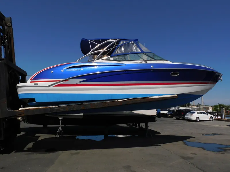 Slide: The Image of Formula Bowrider 310 2012 - 2