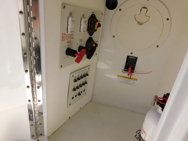 Slide: The Image of Formula Bowrider 310 2012 - 38