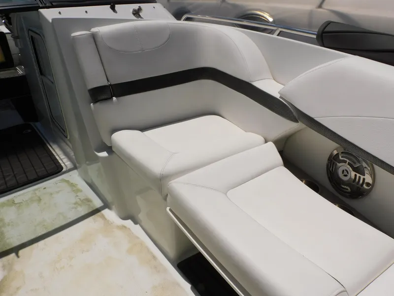 Slide: The Image of Formula Bowrider 310 2012 - 70