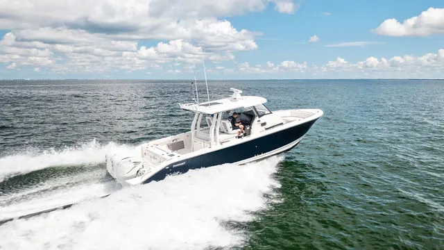 Slide: The Image of Pursuit S 358 Sport 2023 - 40