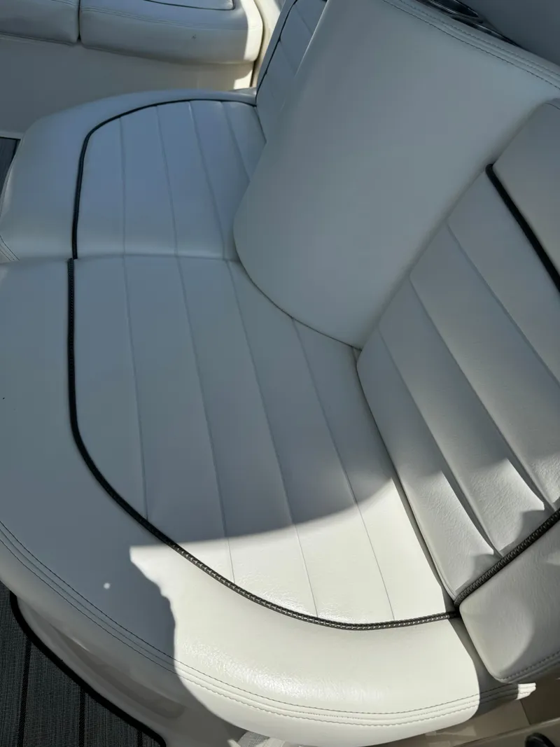 Slide: The Image of Sea Ray 290 Sundancer 2006 - 20