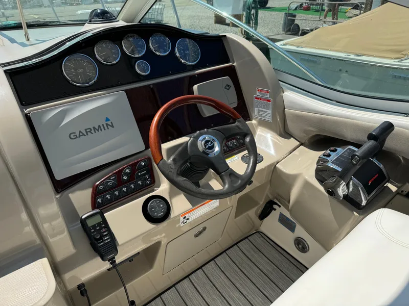 Slide: The Image of Sea Ray 290 Sundancer 2006 - 26