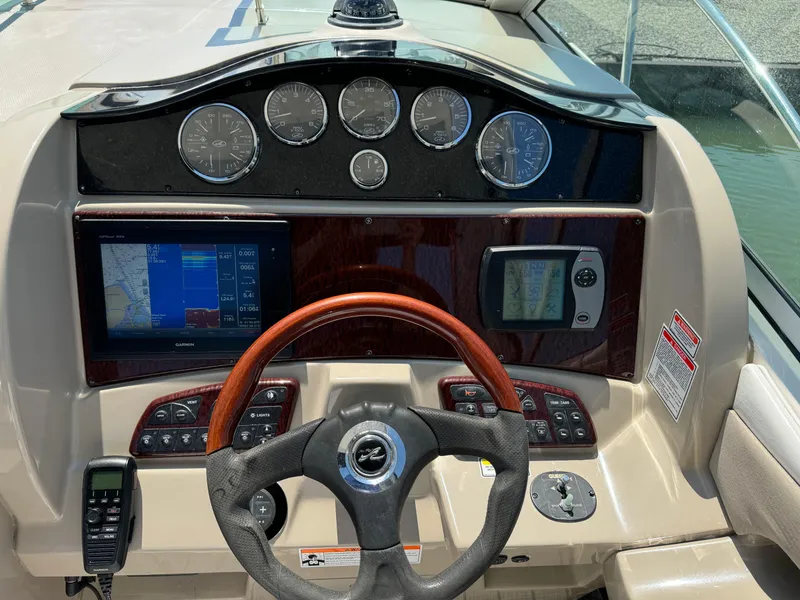 Slide: The Image of Sea Ray 290 Sundancer 2006 - 27