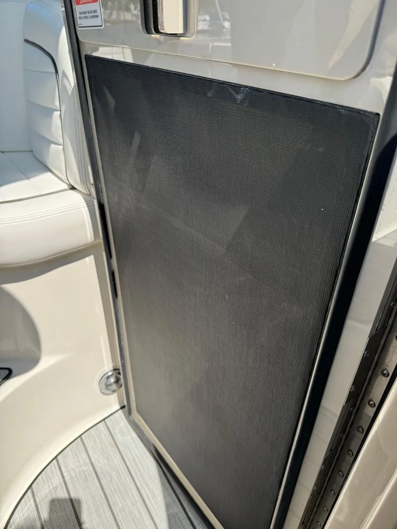 Slide: The Image of Sea Ray 290 Sundancer 2006 - 33