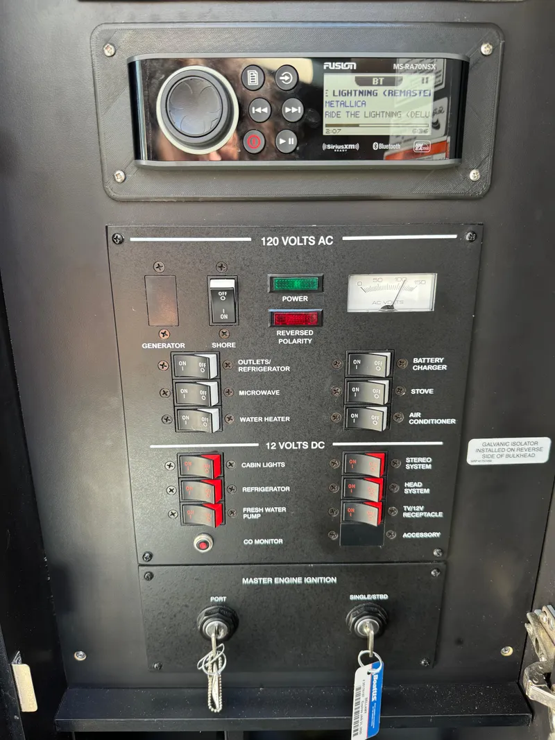 Slide: The Image of Sea Ray 290 Sundancer 2006 - 40