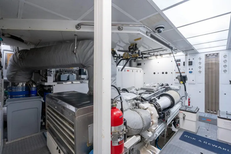 Slide: The Image of Crescent Raised Pilothouse 2004 - 73