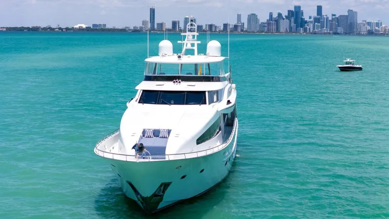 Slide: The Image of Crescent Raised Pilothouse 2004 - 76