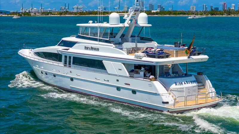 Slide: The Image of Crescent Raised Pilothouse 2004 - 77