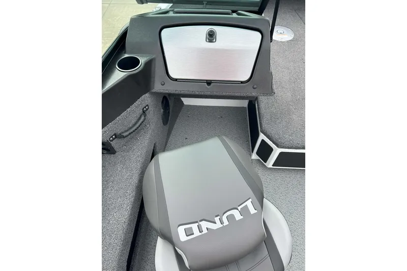 Slide: The Image of Lund 1775 Adventure Sport Fishing Boat Waconda Boats - 7