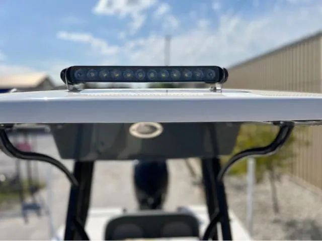 Slide: The Image of Sea Born FX22 Center Console 2024 - 14