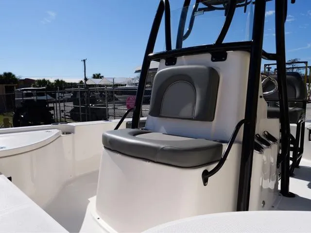 Slide: The Image of Sea Born FX22 Center Console 2024 - 24