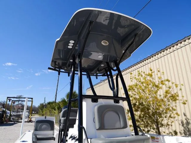 Slide: The Image of Sea Born FX22 Center Console 2024 - 26