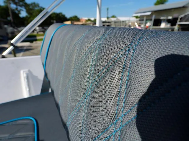 Slide: The Image of ALK 2 Powerboats 22CRS - GPS - STEREO 2025 - 12