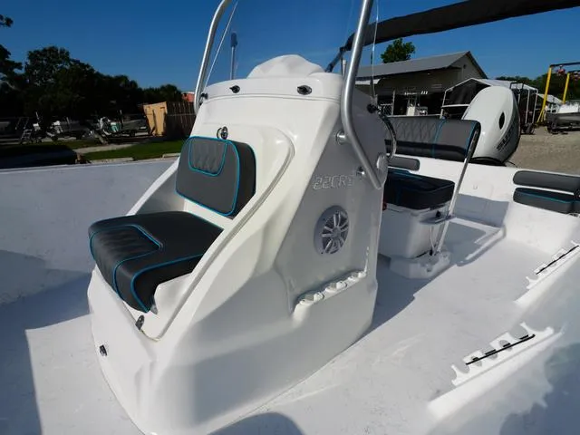 Slide: The Image of ALK 2 Powerboats 22CRS - GPS - STEREO 2025 - 18