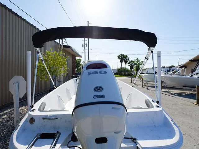 Slide: The Image of ALK 2 Powerboats 22CRS - GPS - STEREO 2025 - 22