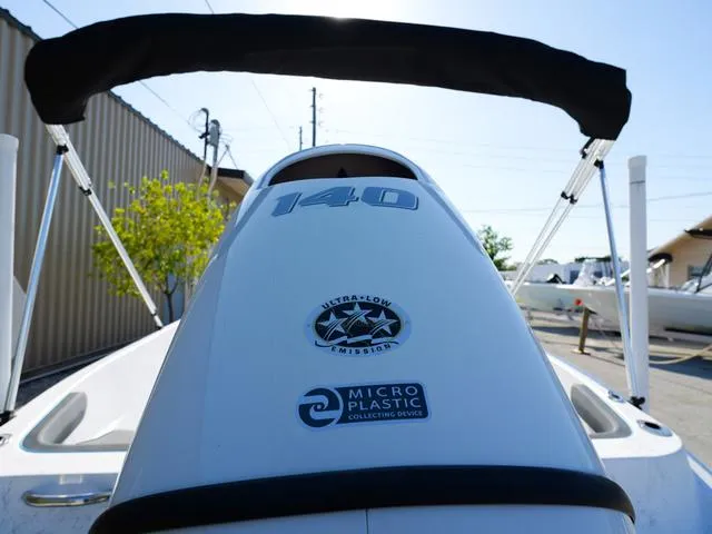 Slide: The Image of ALK 2 Powerboats 22CRS - GPS - STEREO 2025 - 23