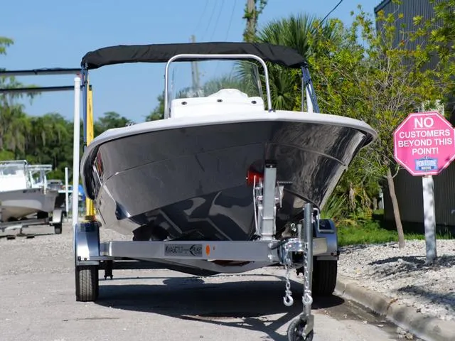 Slide: The Image of ALK 2 Powerboats 22CRS - GPS - STEREO 2025 - 8