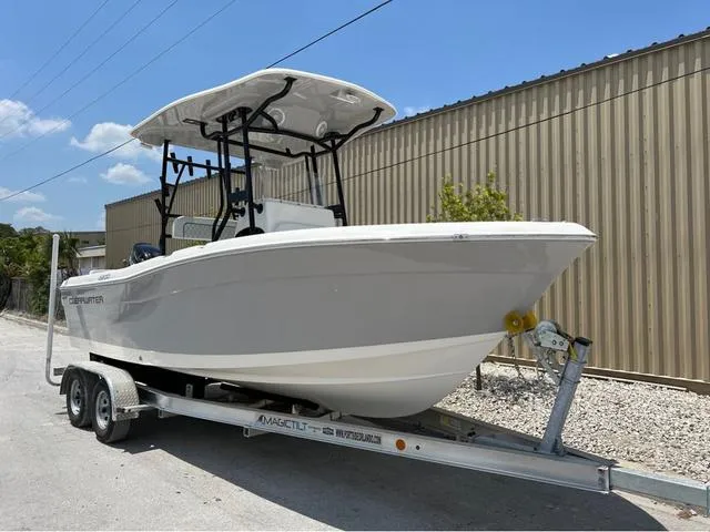 Slide: The Image of Clearwater 2200CC - SIMRAD GO9 - SUZUKI 250! 2025 - 1