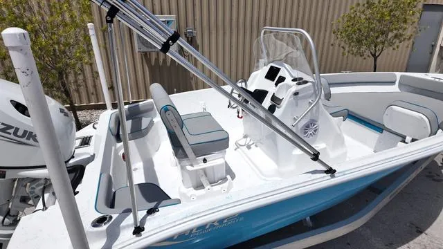 Slide: The Image of ALK 2 Powerboats 18CRS - GPS- STEREO 2025 - 11