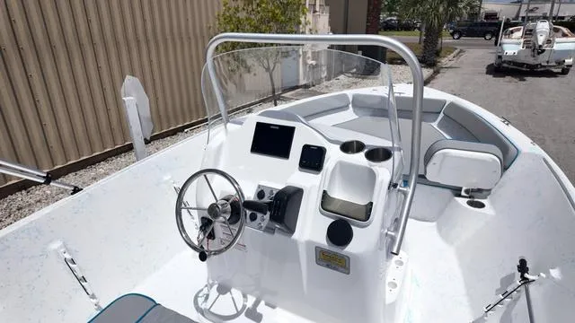 Slide: The Image of ALK 2 Powerboats 18CRS - GPS- STEREO 2025 - 24