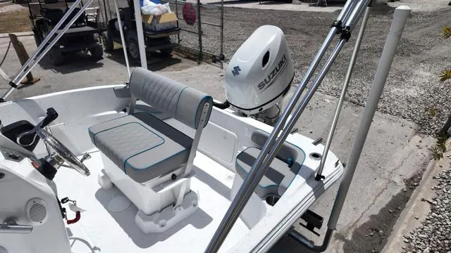 Slide: The Image of ALK 2 Powerboats 18CRS - GPS- STEREO 2025 - 28