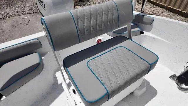 Slide: The Image of ALK 2 Powerboats 18CRS - GPS- STEREO 2025 - 36