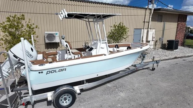 Slide: The Image of Polar 195 CC - Simrad 7 - Stereo System 2025 - 10