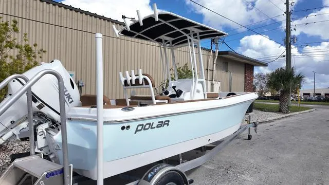 Slide: The Image of Polar 195 CC - Simrad 7 - Stereo System 2025 - 26