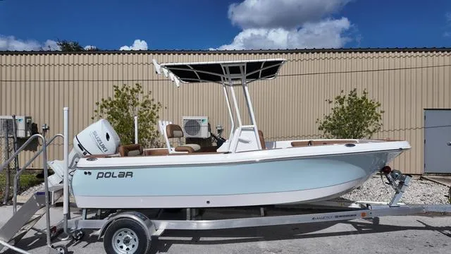 Slide: The Image of Polar 195 CC - Simrad 7 - Stereo System 2025 - 30