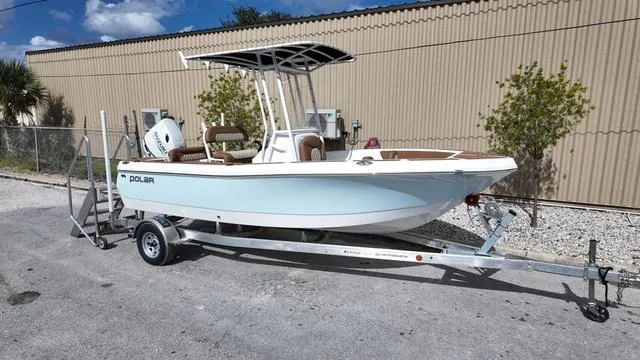 Slide: The Image of Polar 195 CC - Simrad 7 - Stereo System 2025 - 8