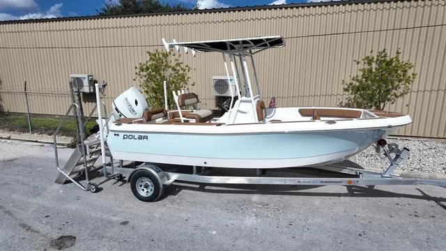 Slide: The Image of Polar 195 CC - Simrad 7 - Stereo System 2025 - 9