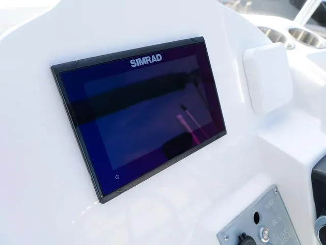 Slide: The Image of ALK 2 Powerboats 18CRS - GPS- STEREO - LEANING POST 2025 - 17