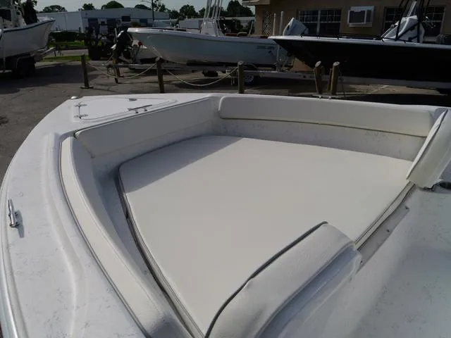 Slide: The Image of ALK 2 Powerboats 18CRS - GPS- STEREO - LEANING POST 2025 - 24